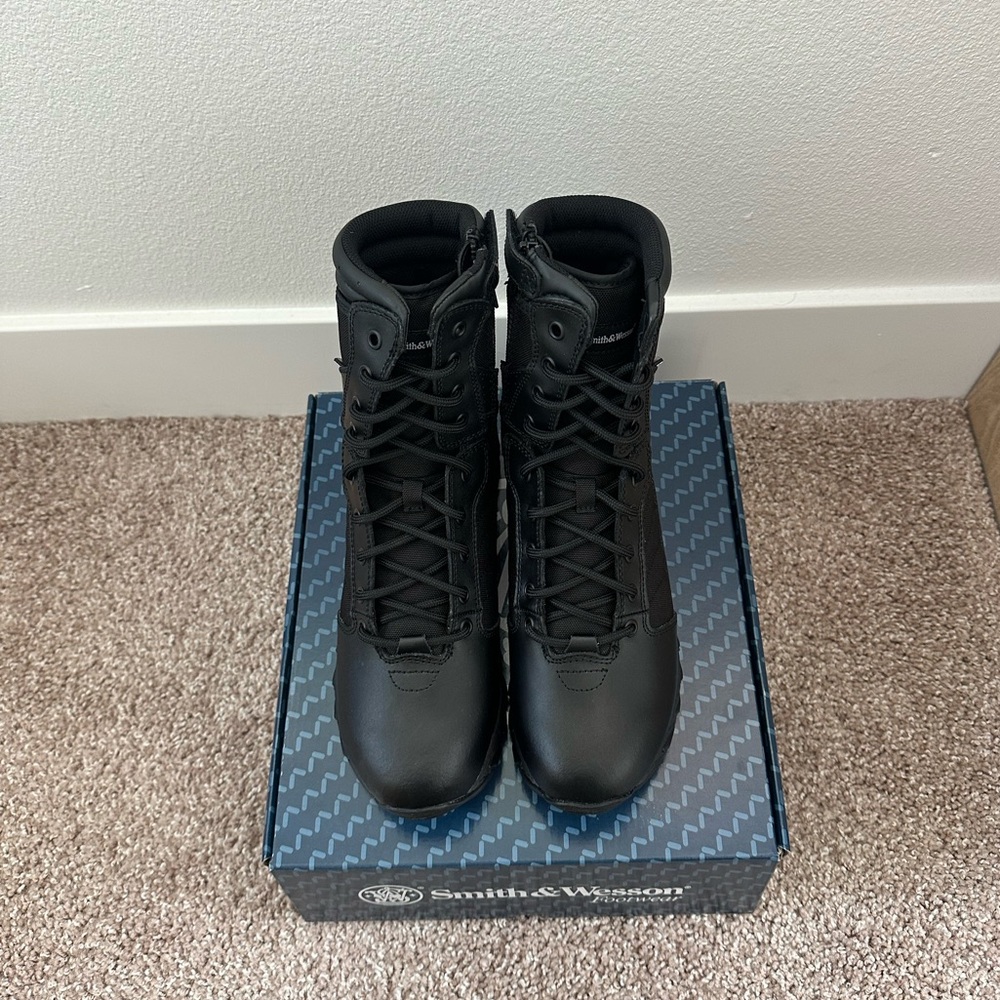 Smith & Wesson Men's Footwear Breach 2.0 8" Side Zip Military and Tactical Boot - Picture 3 of 7